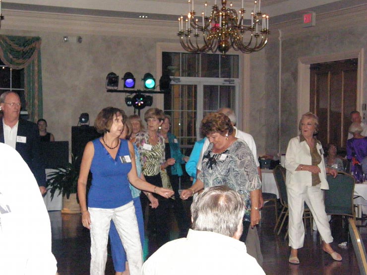 Harriet Johnson Graham, Sandy Johnson Hicks